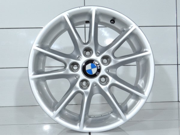 BMW OE 16' Srebrny BMW 5 E60, E61