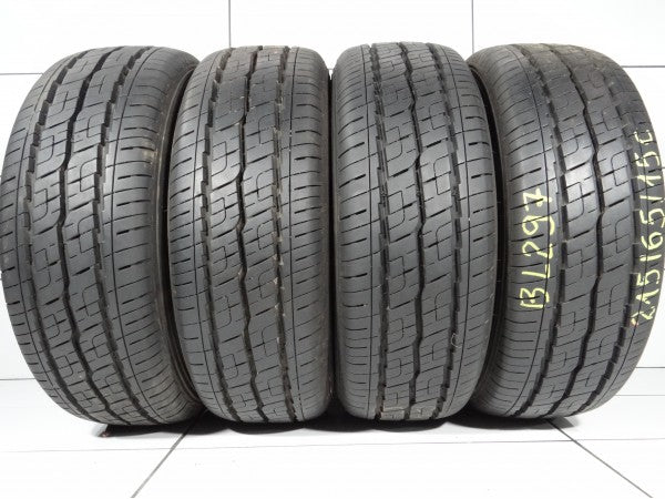 Avon AV-12 215/65R15C 104/102 T