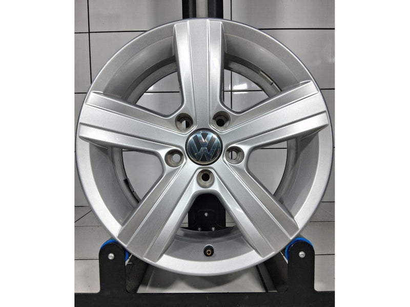 VOLKSWAGEN OE 16' Srebrny