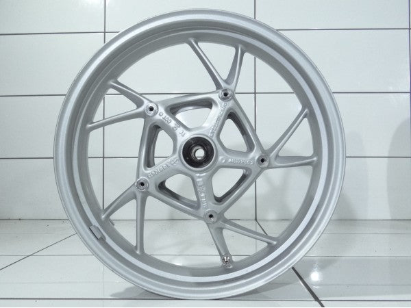 BMW OE 17' Srebrny