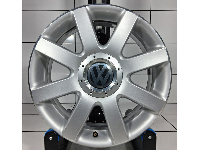 VOLKSWAGEN OE 17' Srebrny