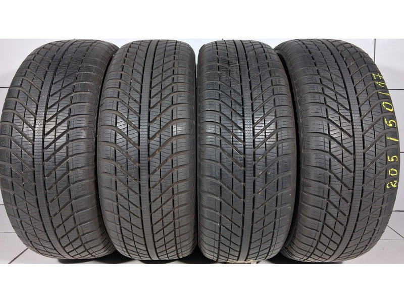 Goodyear Vector 4Seasons 205/50R17 89 V