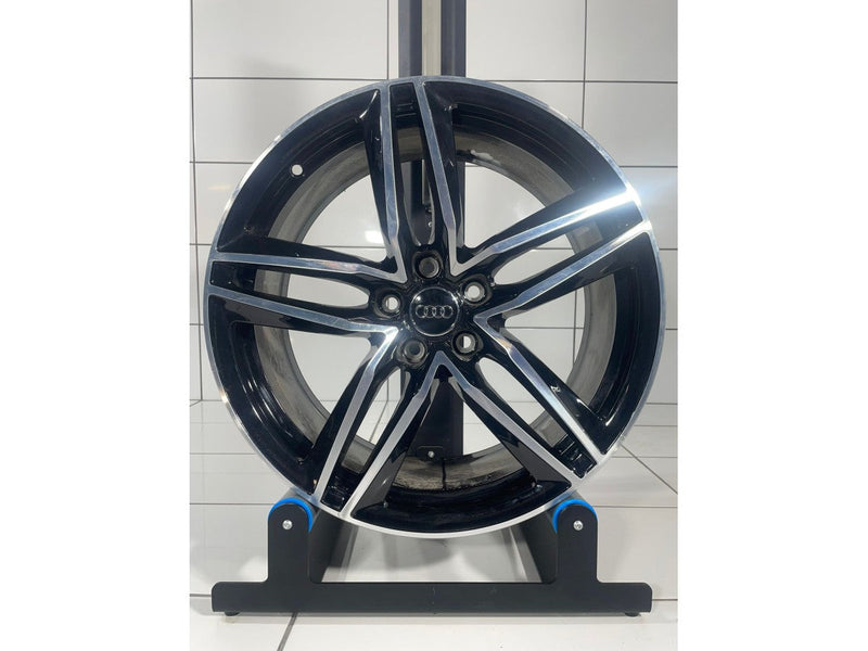 AUDI OE 19' R8, 420601025BD,5X112, ET 42  Czarny poler