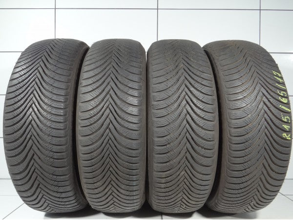 MICHELIN Alpin 5 215/65R17 103 H