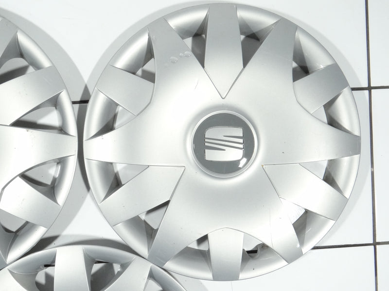 KOŁPAK ORYGINALNY 15' Seat Ibiza III (6L) oraz Seat Cordoba (6L) 6L0601147F