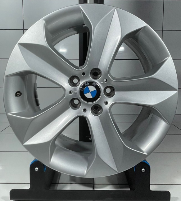 BMW OE 19' Srebrny BMW X5, E70