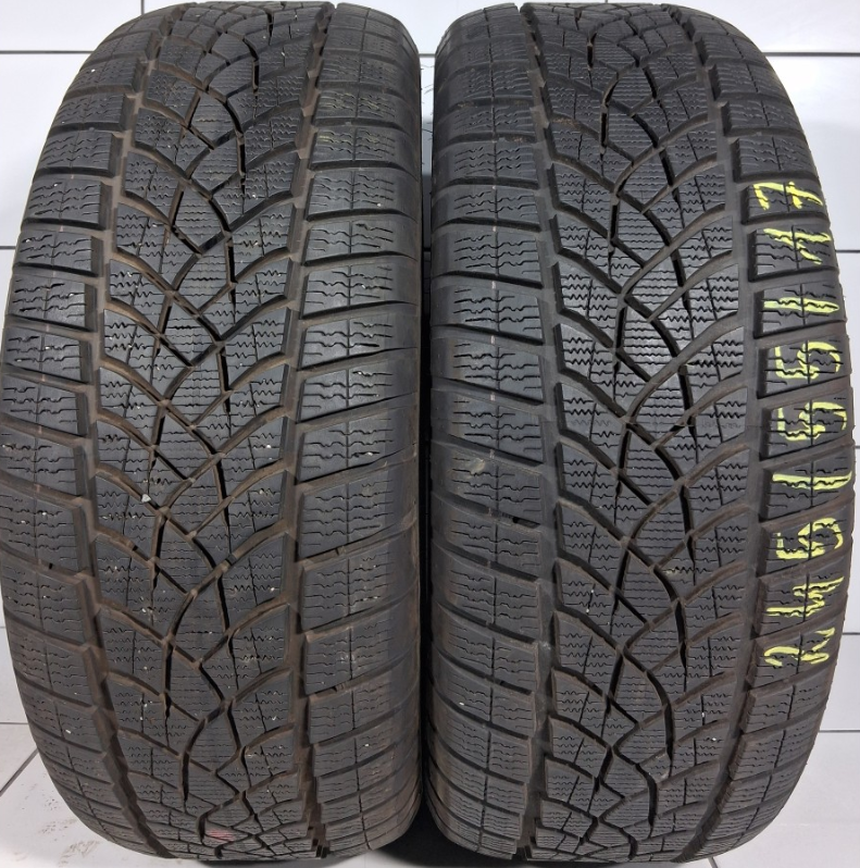 Goodyear Ultra Grip Performance + 245/55R17 106 H