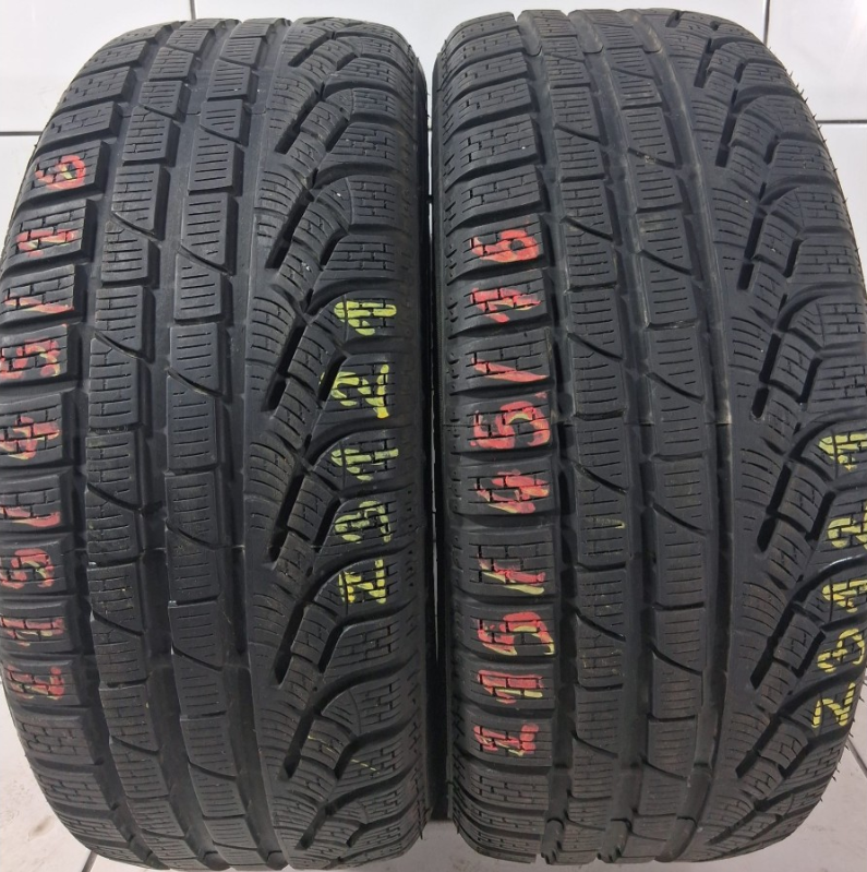 PIRELLI SottoZero Winter 210 215/45R16 83 H