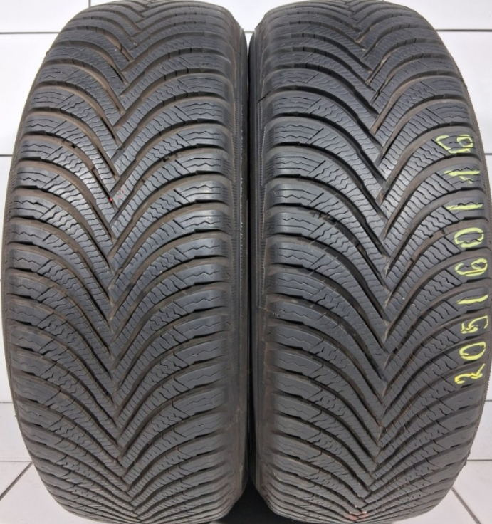 MICHELIN Alpin 5 205/60R16 92H [2024] 8MM