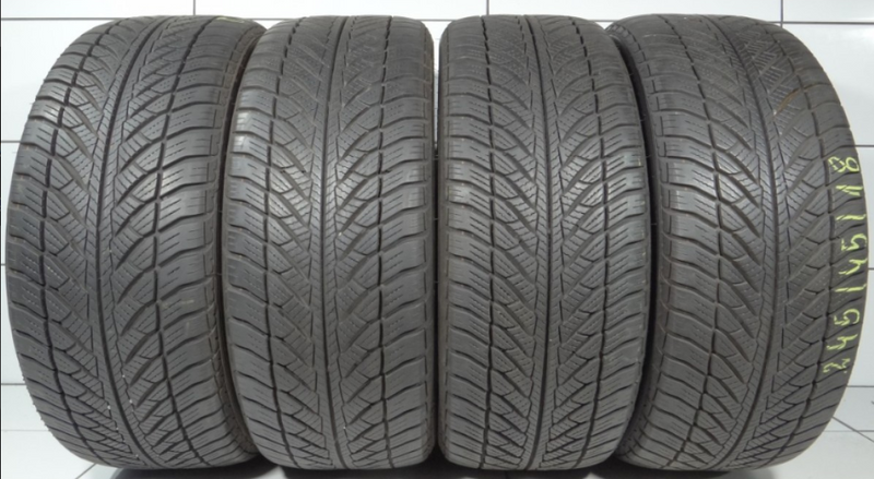 Goodyear UltraGrip 8 Performance 245/45R18 100V[2021] 7.5MM-6.5MM