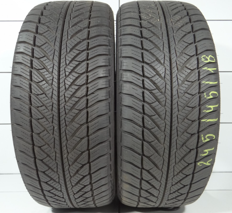 Goodyear UltraGrip 8 Performance 245/45R18 100 H [2021] 8MM