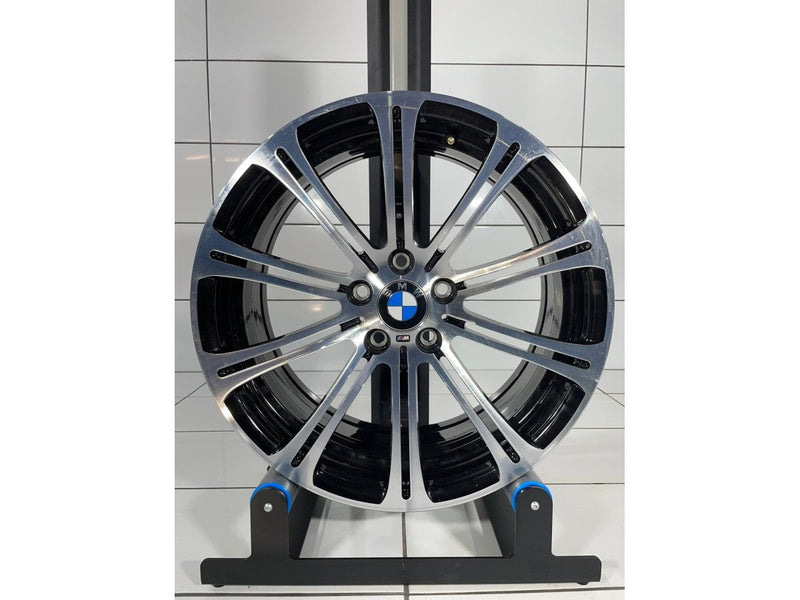 BMW OE 19' Czarny poler