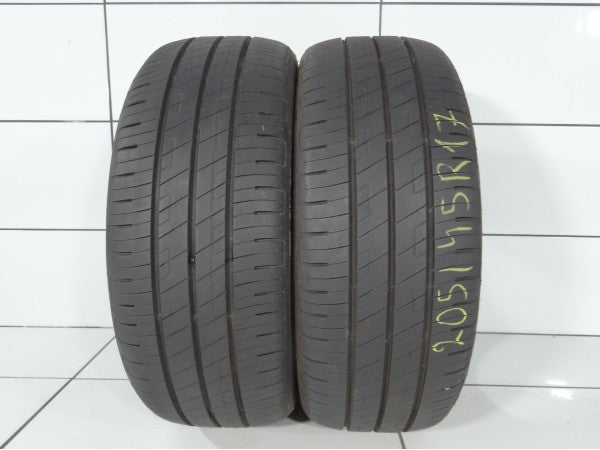 Goodyear EfficientGrip Performance 205/45R17 88 V