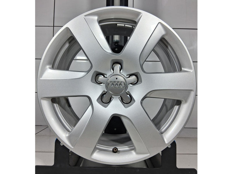 AUDI OE 17' Srebrny