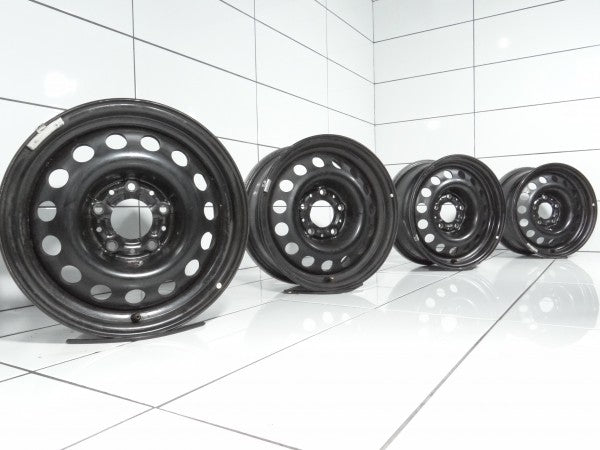 BMW OE 15' Czarny BMW 5 E39
