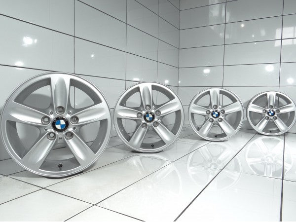 BMW OE 16' Srebrny 1 E81, E87, E88, E82