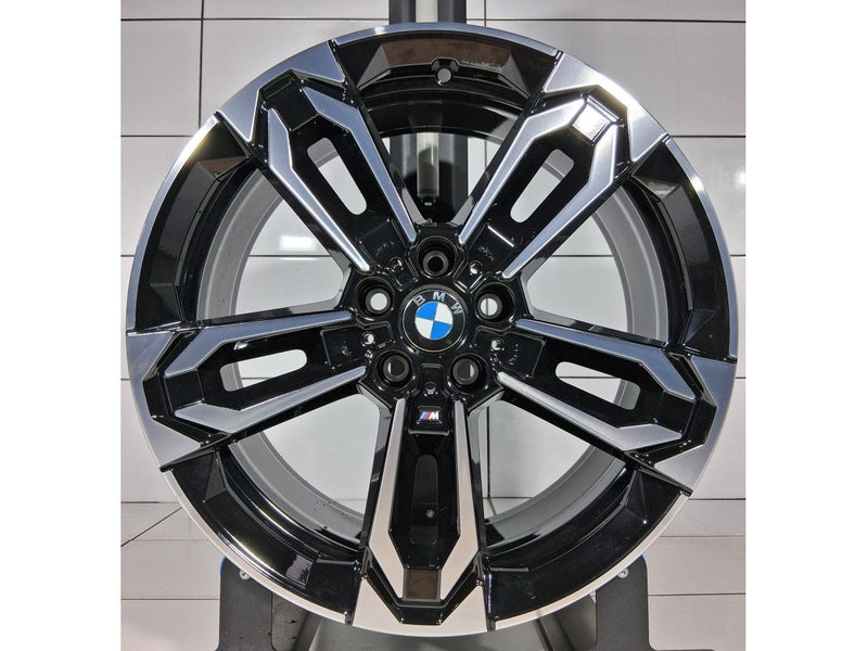 BMW OE 19' Czarny poler