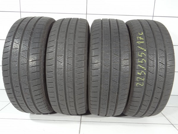 PIRELLI Winter Carrier 225/55R17C 109/107 T